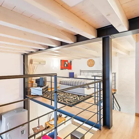 Guesthost - Loft Di Design Porta Romana & Corso Lodi-2